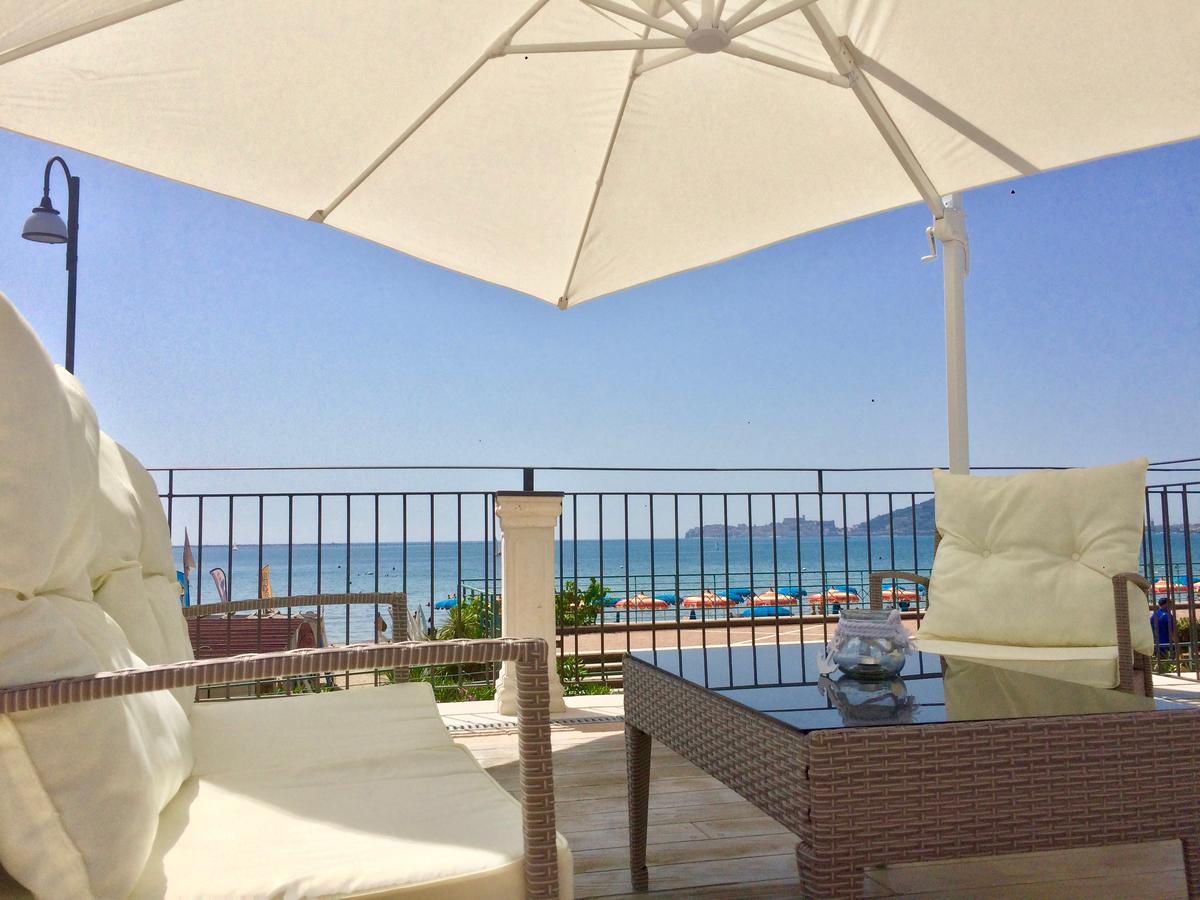 Klaton Beach Hotel Formia Exterior photo